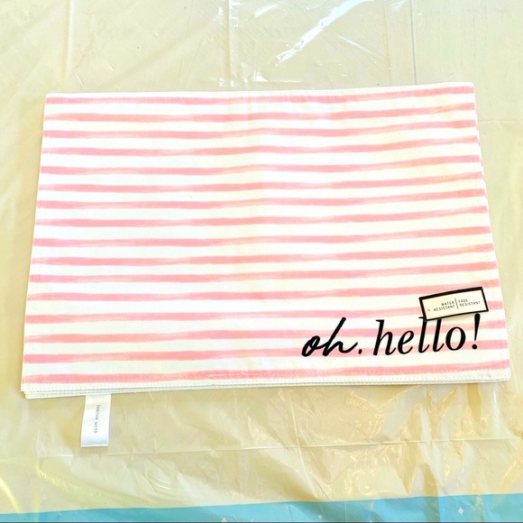 Tabitha Webb placemats in pink and white cotton. Set of 4 - Picture 1 of 5